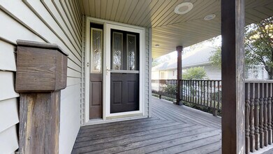 1112 Norfolk St in Downers Grove, IL - Building Photo - Building Photo