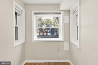 1632 New Jersey Ave NW in Washington, DC - Building Photo - Building Photo