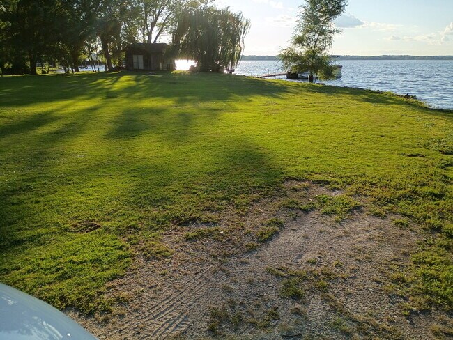 39224 N Willow Ln in Antioch, IL - Building Photo - Building Photo