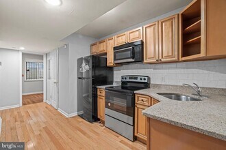 1621 W Oxford St in Philadelphia, PA - Building Photo - Building Photo