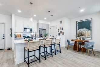 Laughlin Two Eighty Nine in Celina, TX - Foto de edificio - Building Photo