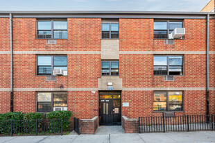 598 Howard Ave in Brooklyn, NY - Foto de edificio - Building Photo