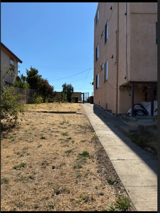 1806 E 20th St, Unit 3rd