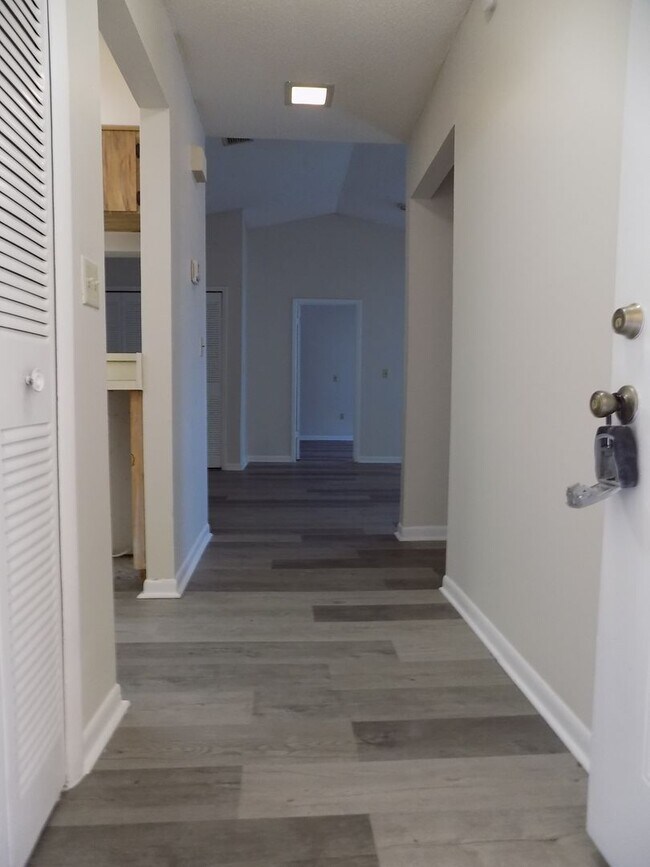 5220 Via Hacienda Cir in Orlando, FL - Building Photo - Building Photo