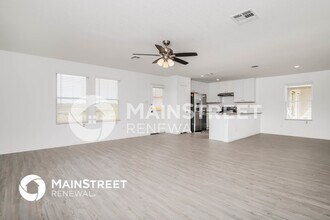 2911 Charpak Dr in Converse, TX - Building Photo - Building Photo