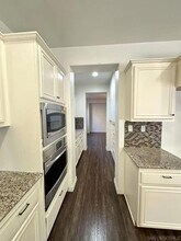 1078 Augusta Cir in Oceanside, CA - Foto de edificio - Building Photo