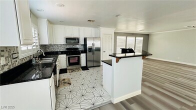 11783 Fern Creek Ln in Las Vegas, NV - Building Photo - Building Photo