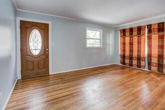 8816 36th Ave in College Park, MD - Building Photo - Building Photo