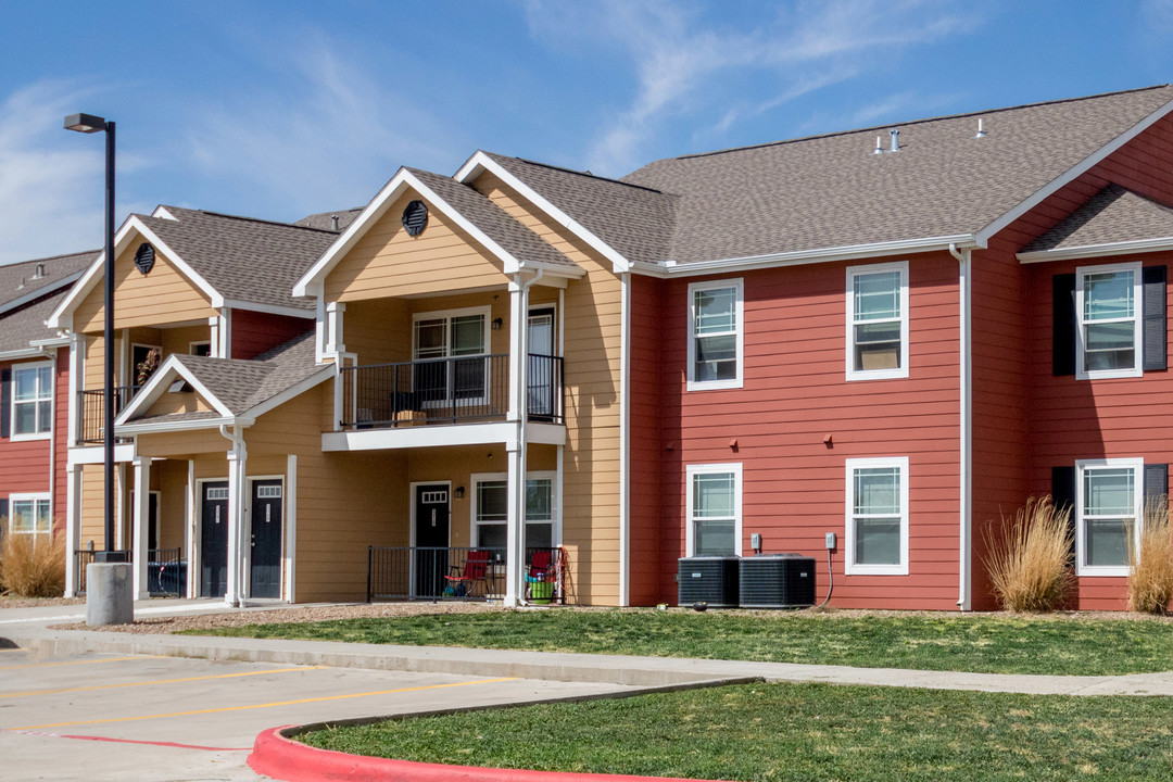 The Reserves at High Plains in Dumas, TX - Building Photo