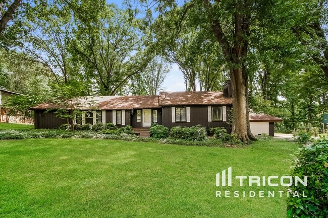 property at 3717 Smokerise Hill Dr