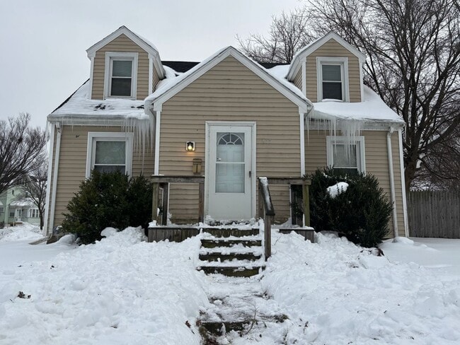 property at 217 Grafton St