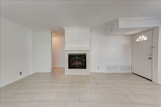 10878 Aderman Ave in San Diego, CA - Building Photo - Building Photo