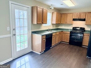 301 Stony Brook Cir in Jackson, GA - Building Photo - Building Photo