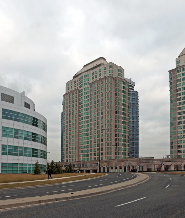 May Tower I in Toronto, ON - Building Photo - Building Photo