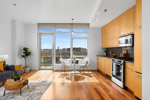 949 NW Overton St, Unit Encore Building-Unit 1109 in Portland, OR - Building Photo