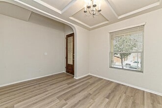 31 Stone Terrace Dr in Austin, TX - Building Photo - Building Photo