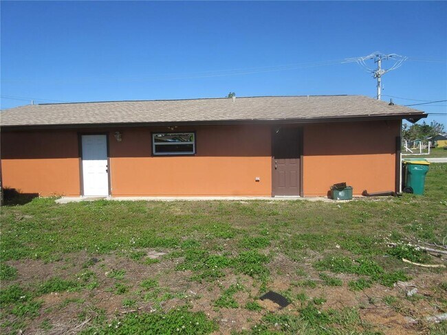 22153 Olean Blvd in Port Charlotte, FL - Building Photo - Building Photo