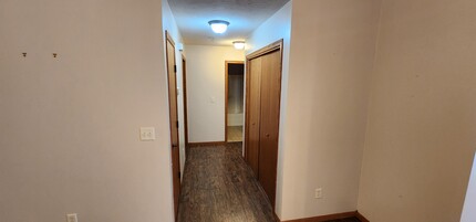 712 Autumn Ridge Ct in Andover, KS - Foto de edificio - Building Photo