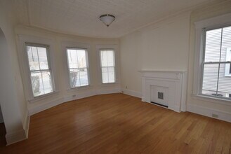 680 Bloomfield Ave, Unit First Floor in Bloomfield, NJ - Building Photo - Building Photo