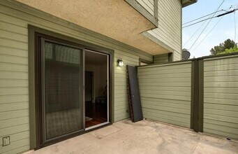1340 Mayflower Ave in Monrovia, CA - Building Photo - Building Photo
