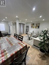 25 Blacksmith Ln in Whitby, ON - Building Photo - Building Photo
