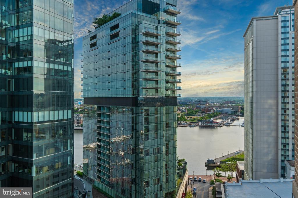 675 President St in Baltimore, MD - Building Photo