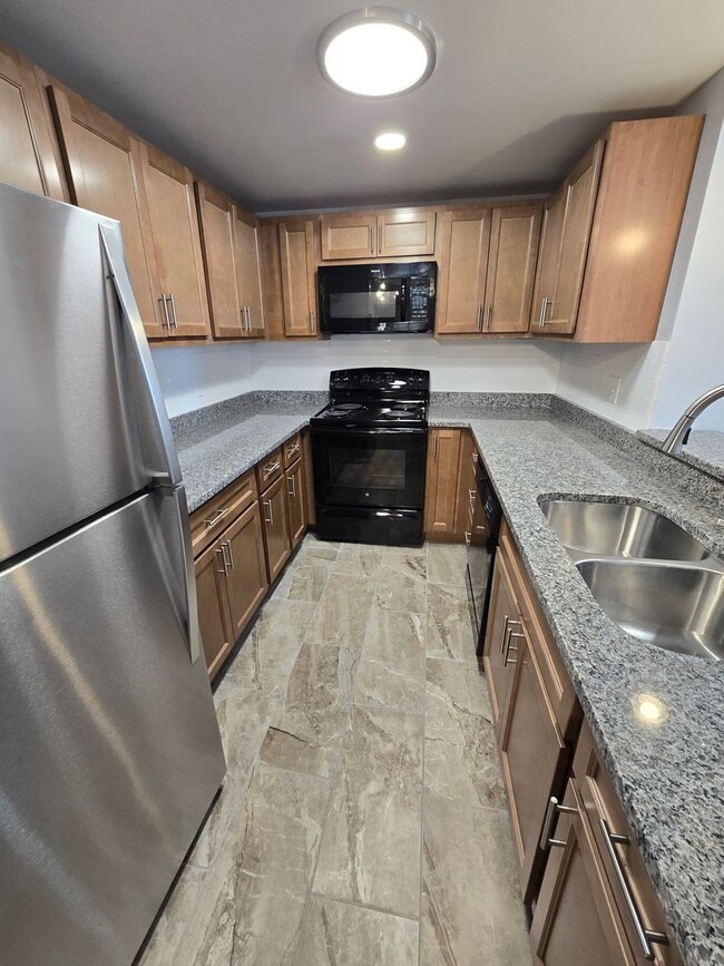 property at 5316 Pershing Ave