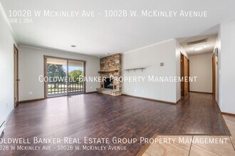 1002 W McKinley Ave in Little Chute, WI - Building Photo - Building Photo