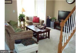 1951 Camelia Ct in Odenton, MD - Building Photo - Building Photo