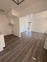 760 1/2 S Hillview Ave, Unit 760 1/2 in East Los Angeles, CA - Building Photo - Building Photo