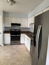 1148 Hillock Crossing in Virginia Beach, VA - Building Photo - Building Photo