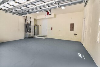 3432 NE 15th Ave in Oakland Park, FL - Building Photo - Building Photo