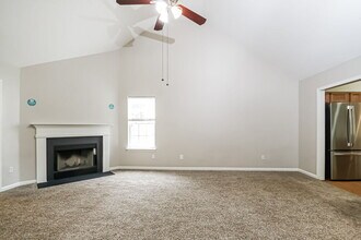 5712 Falls Ridge Ln in Charlotte, NC - Building Photo - Building Photo