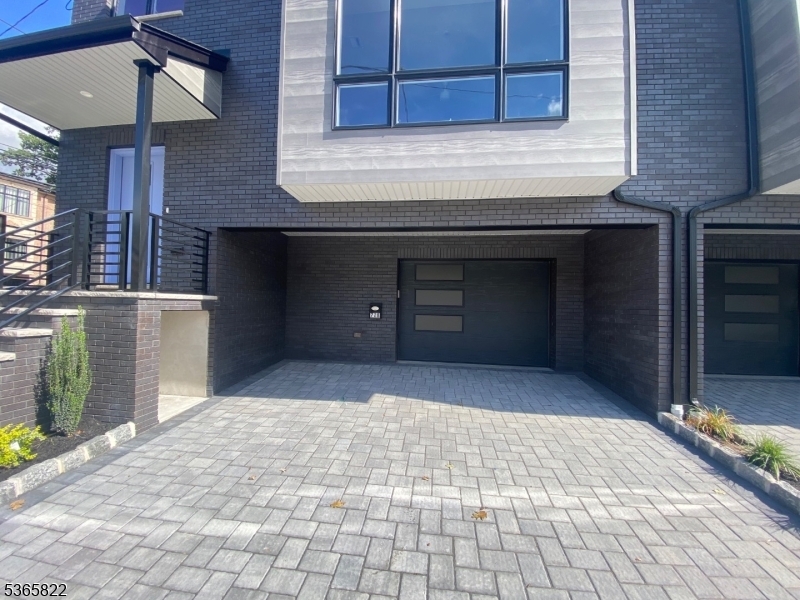 726-728 West End Ave in Cliffside Park, NJ - Building Photo