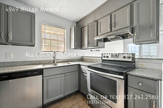 4949 Miller Ave in Fort Worth, TX - Building Photo - Building Photo