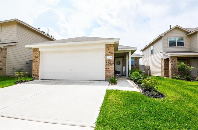 property at 2728 Cadiz Bay Dr