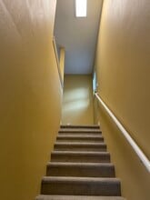 5711 NE 74th Ct, Unit B in Vancouver, WA - Foto de edificio - Building Photo