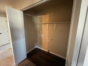 403 Pear Dr in Tieton, WA - Building Photo - Building Photo
