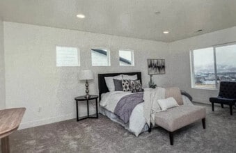 5231 N Silver Pne Ln in Lehi, UT - Building Photo - Building Photo