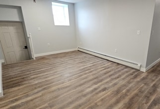 23 E Clinton St in Binghamton, NY - Foto de edificio - Building Photo