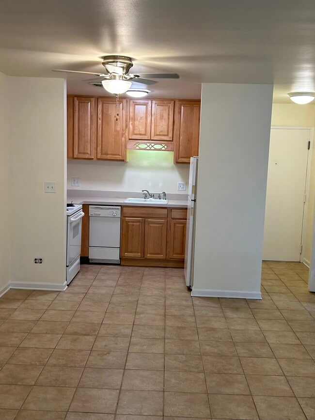 310 Lathrop Ave in Forest Park, IL - Building Photo - Building Photo