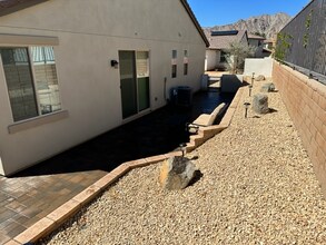 80248 Whisper Rock Way in La Quinta, CA - Foto de edificio - Building Photo