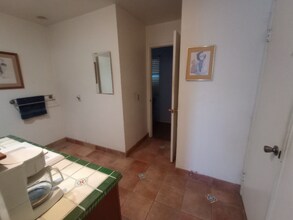 202 Armstrong Dr in Claremont, CA - Foto de edificio - Building Photo