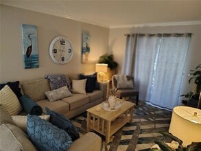 1803 Flamingo Blvd, Unit 2 in Bradenton, FL - Foto de edificio - Building Photo