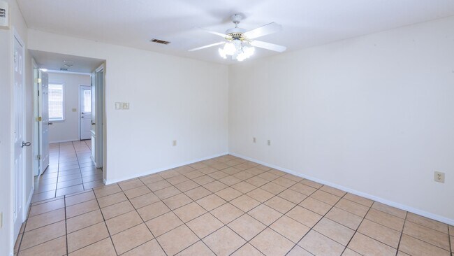 The Grande at Timberwood in Hattiesburg, MS - Foto de edificio - Building Photo