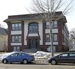 1180 Grand Ave in St. Paul, MN - Building Photo - Building Photo