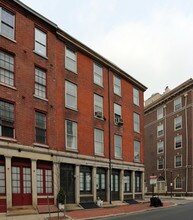 240-242 N 3rd St in Philadelphia, PA - Foto de edificio - Building Photo