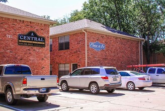 A Central Place in Denton, TX - Foto de edificio - Interior Photo