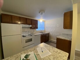 Parkview Apartments in Newark, NY - Building Photo