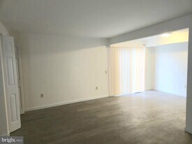 82 Ewing Dr in Reisterstown, MD - Building Photo